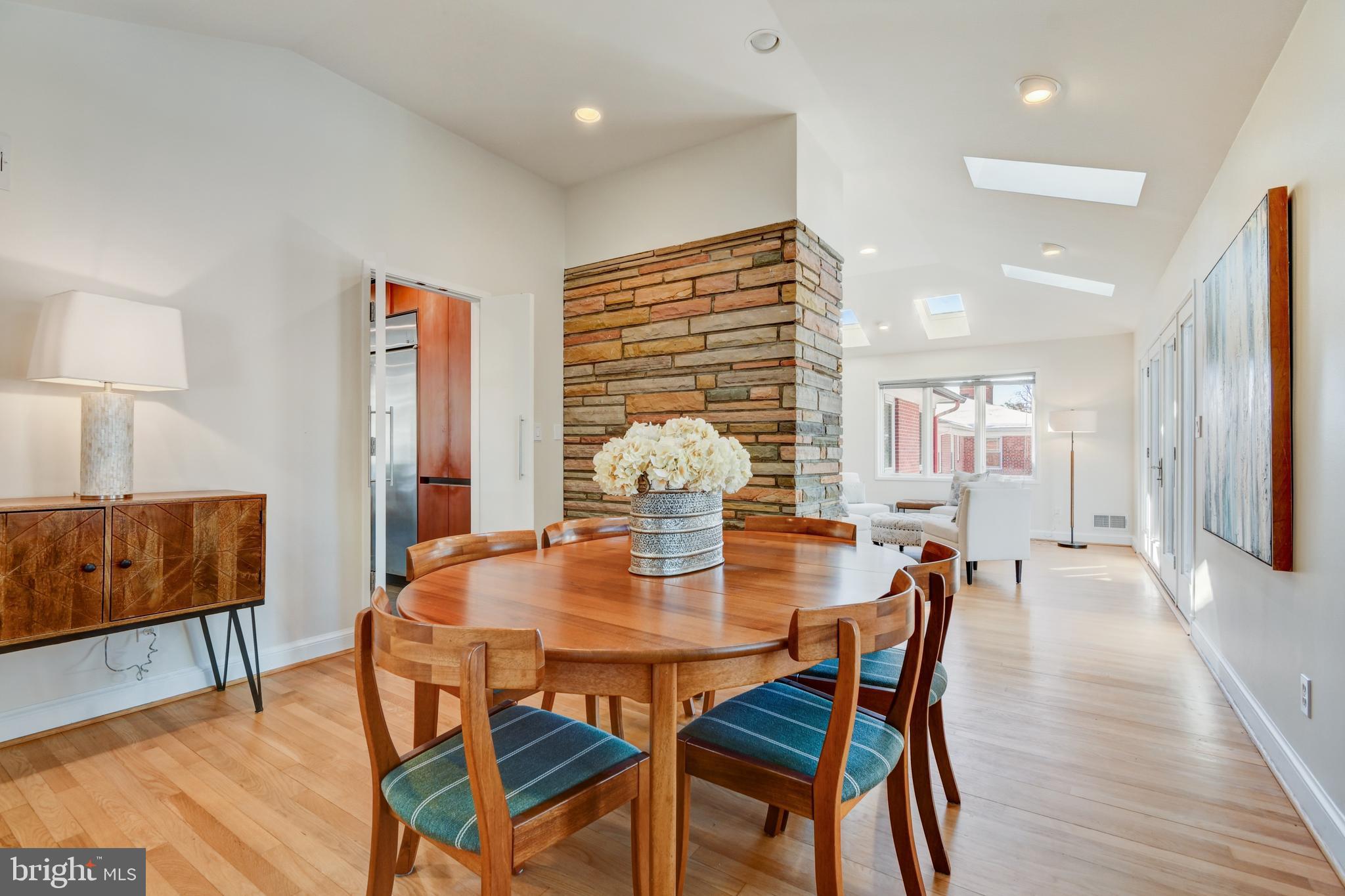 KENWOOD PARK - Residential