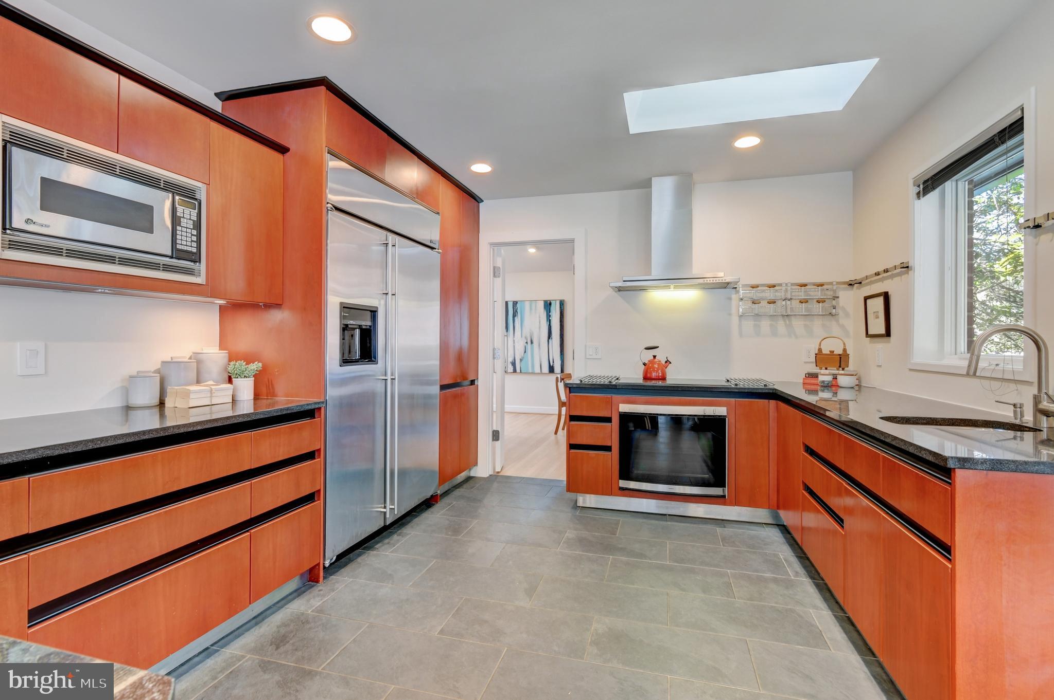 KENWOOD PARK - Residential
