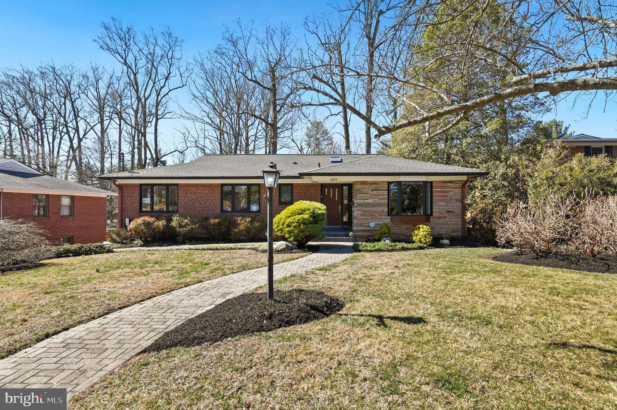 KENWOOD PARK - Residential