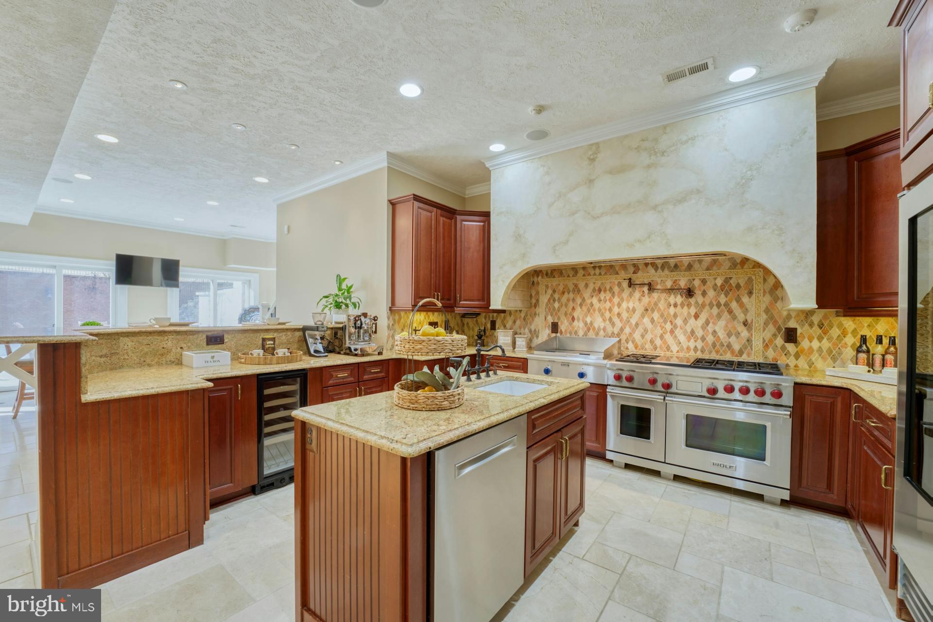 BEACON HILL - Residential