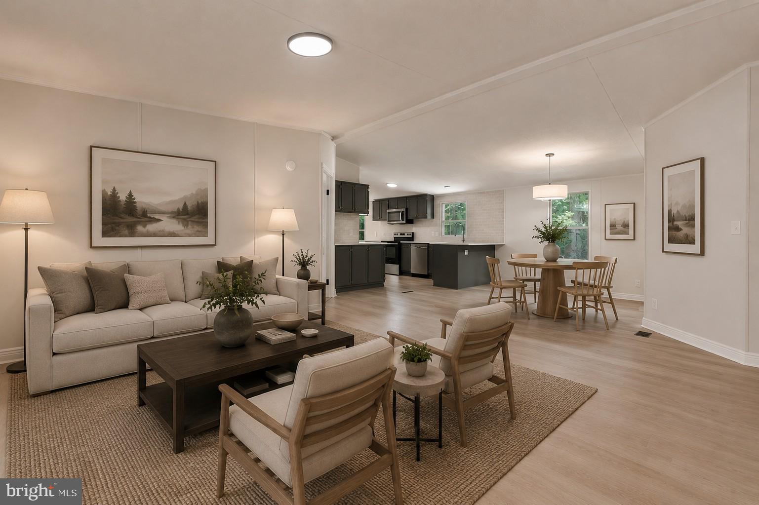 THE HOLMES ESTATES - Residential