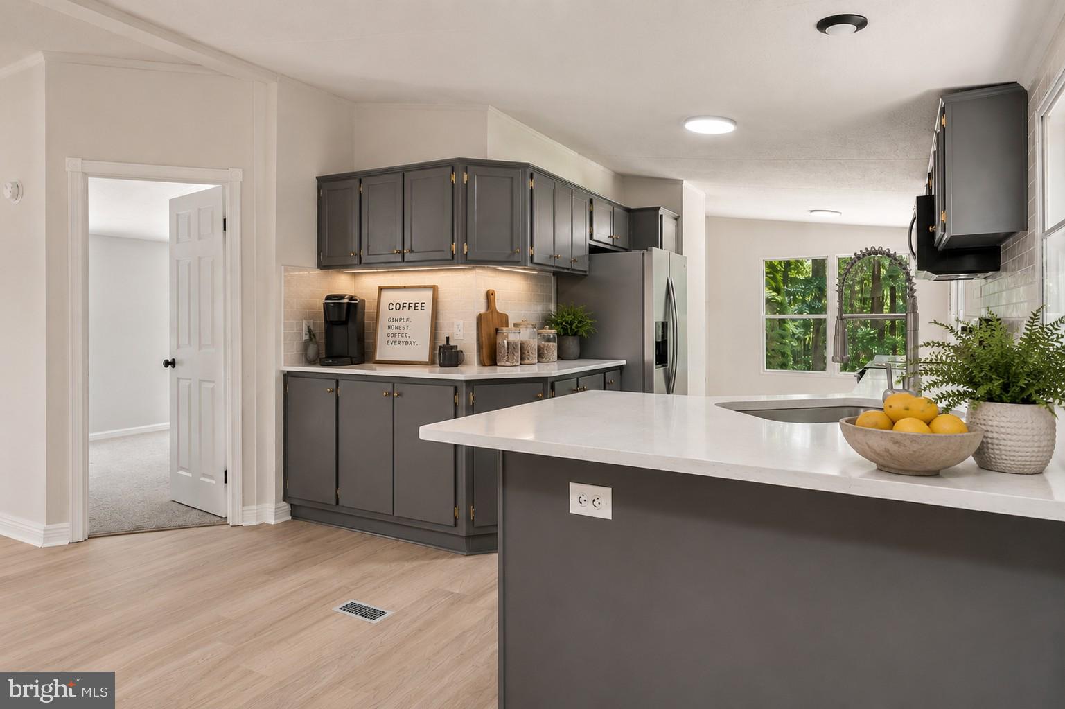 THE HOLMES ESTATES - Residential