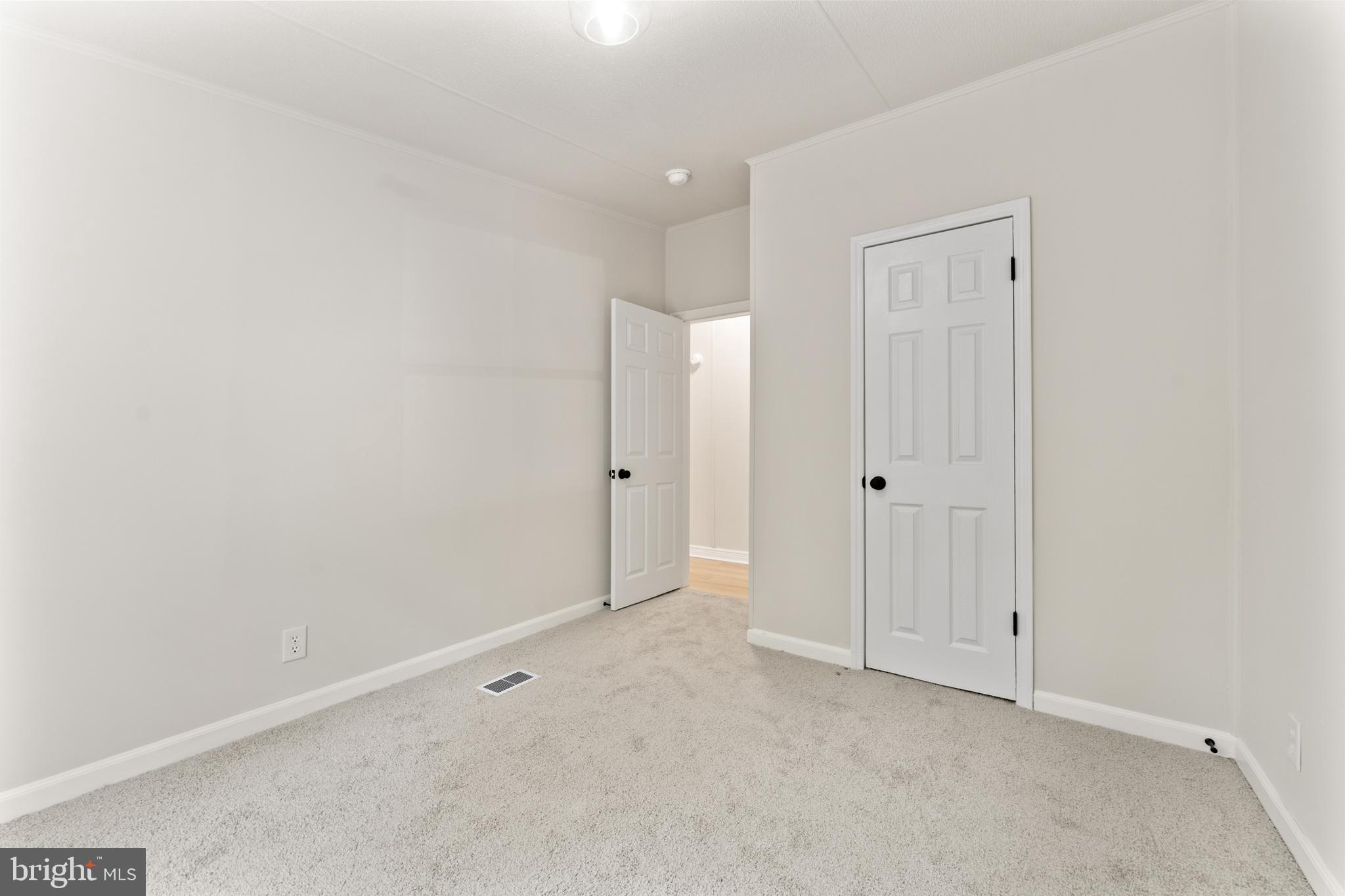 THE HOLMES ESTATES - Residential