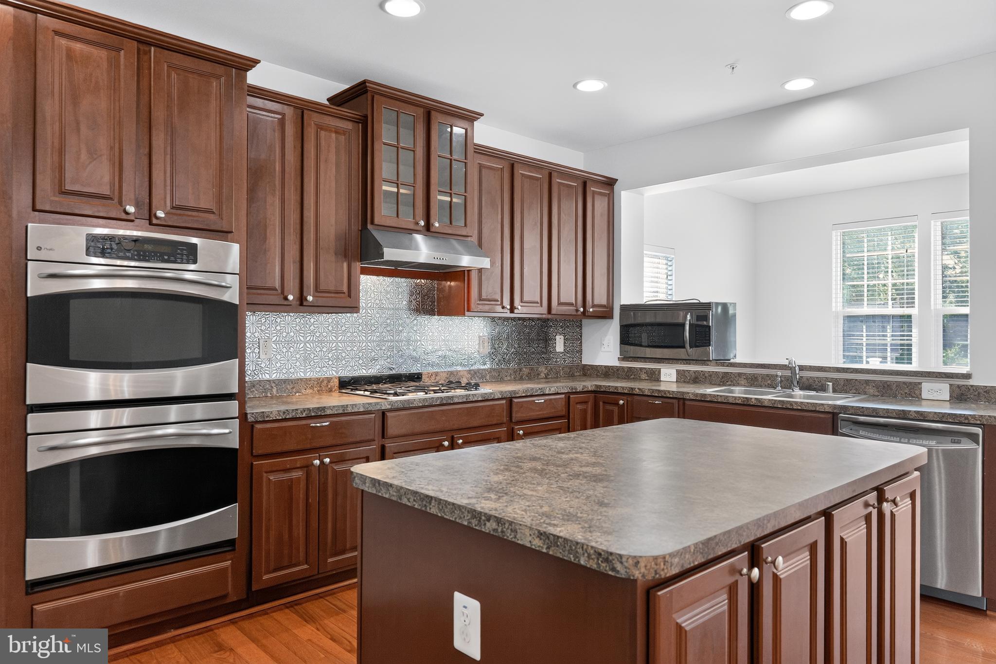 THE PRESERVE AT PISCATAWAY - Residential