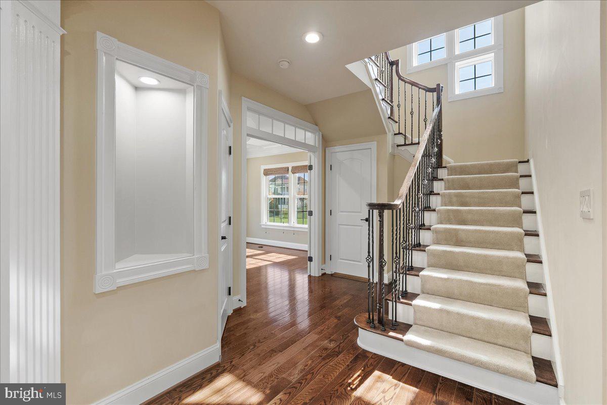 DAWSON'S CORNER - Residential