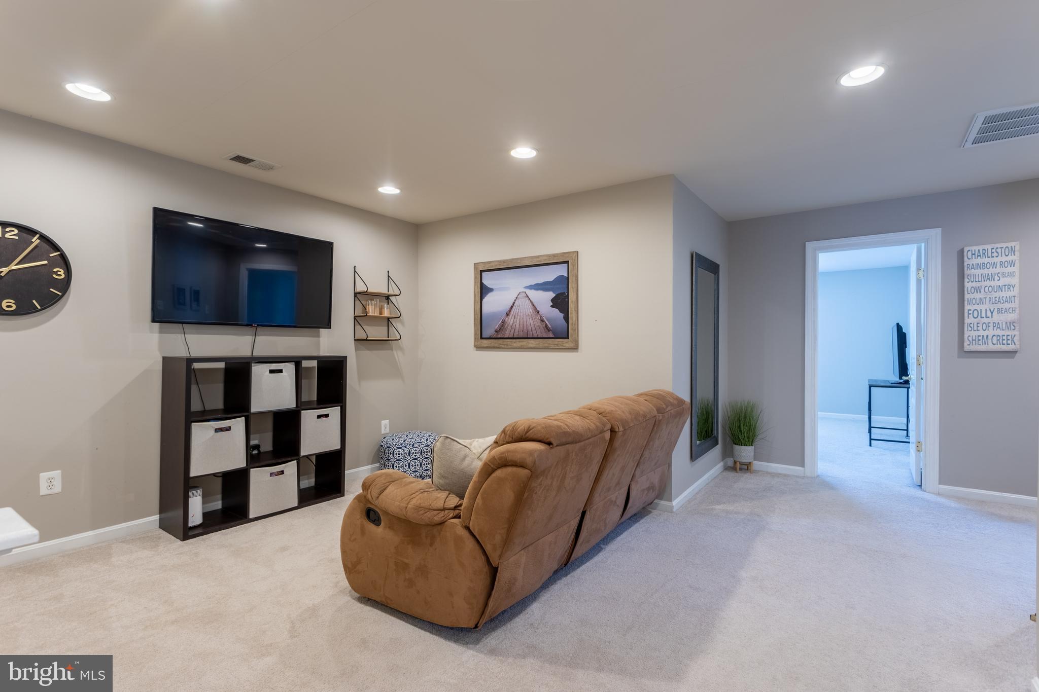 PERRY HALL MEADOWS - Residential