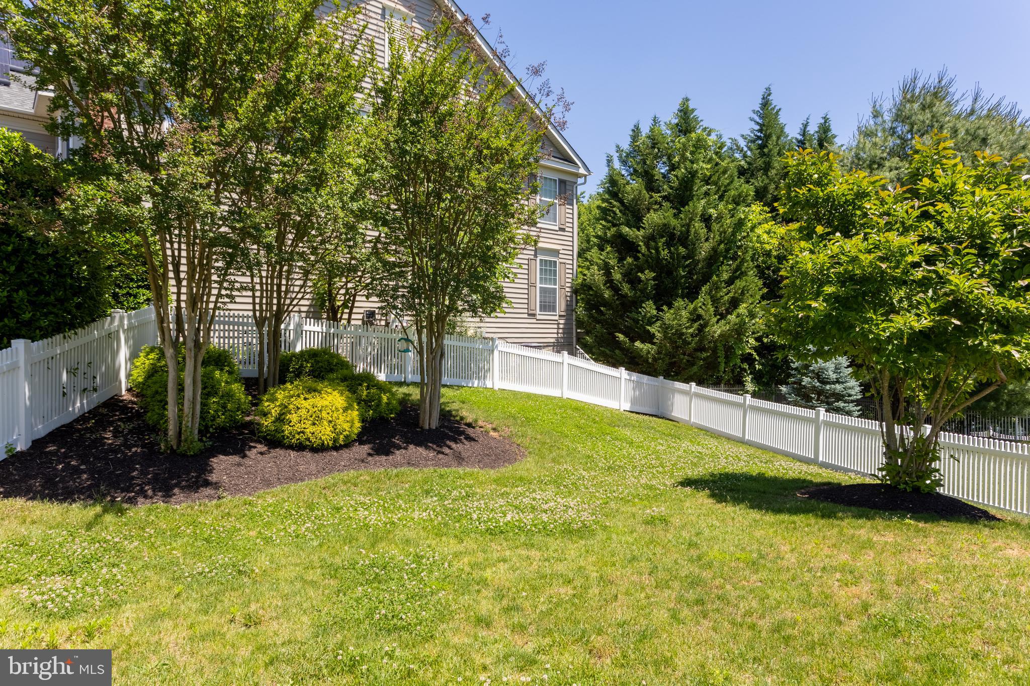 PERRY HALL MEADOWS - Residential