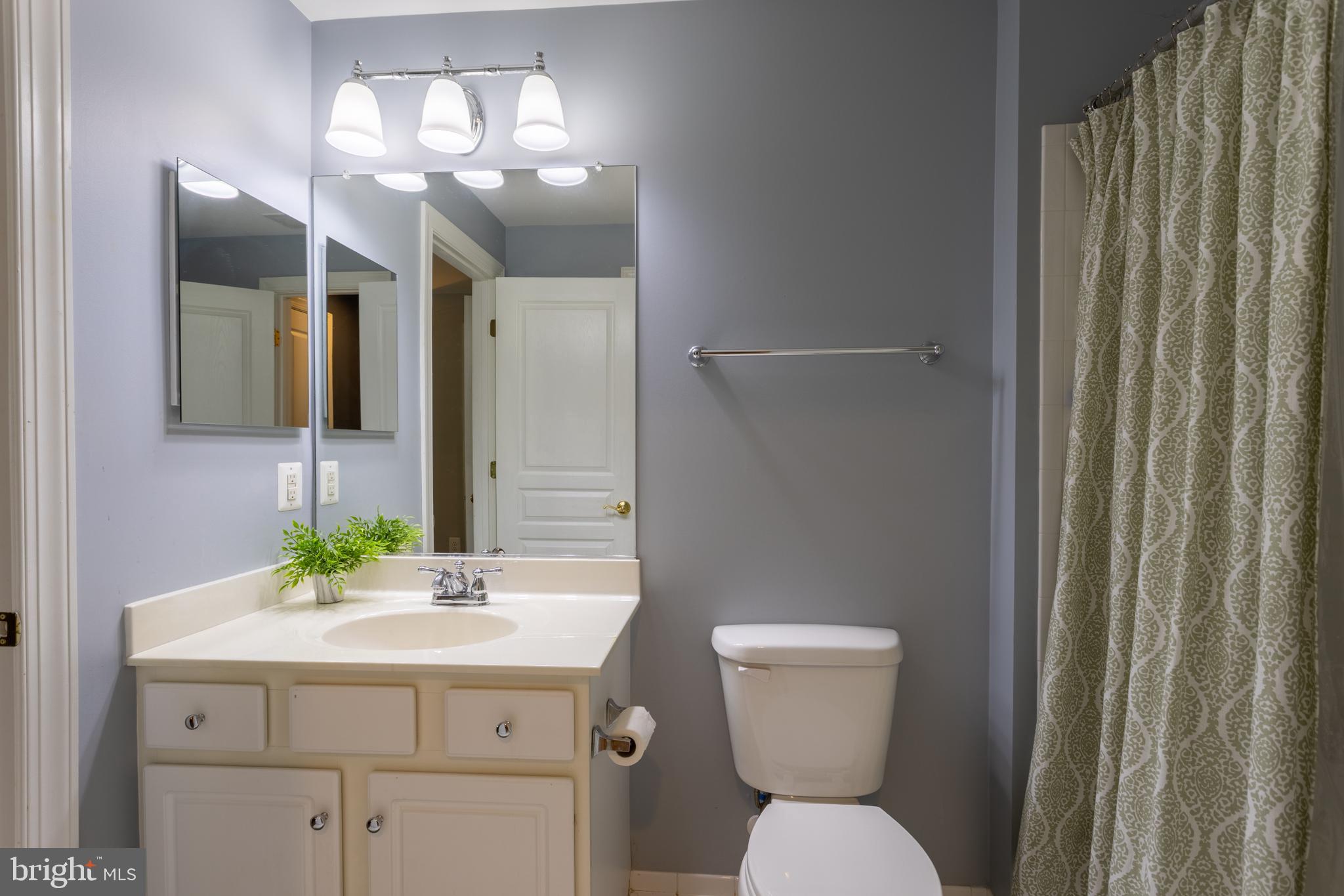 PERRY HALL MEADOWS - Residential