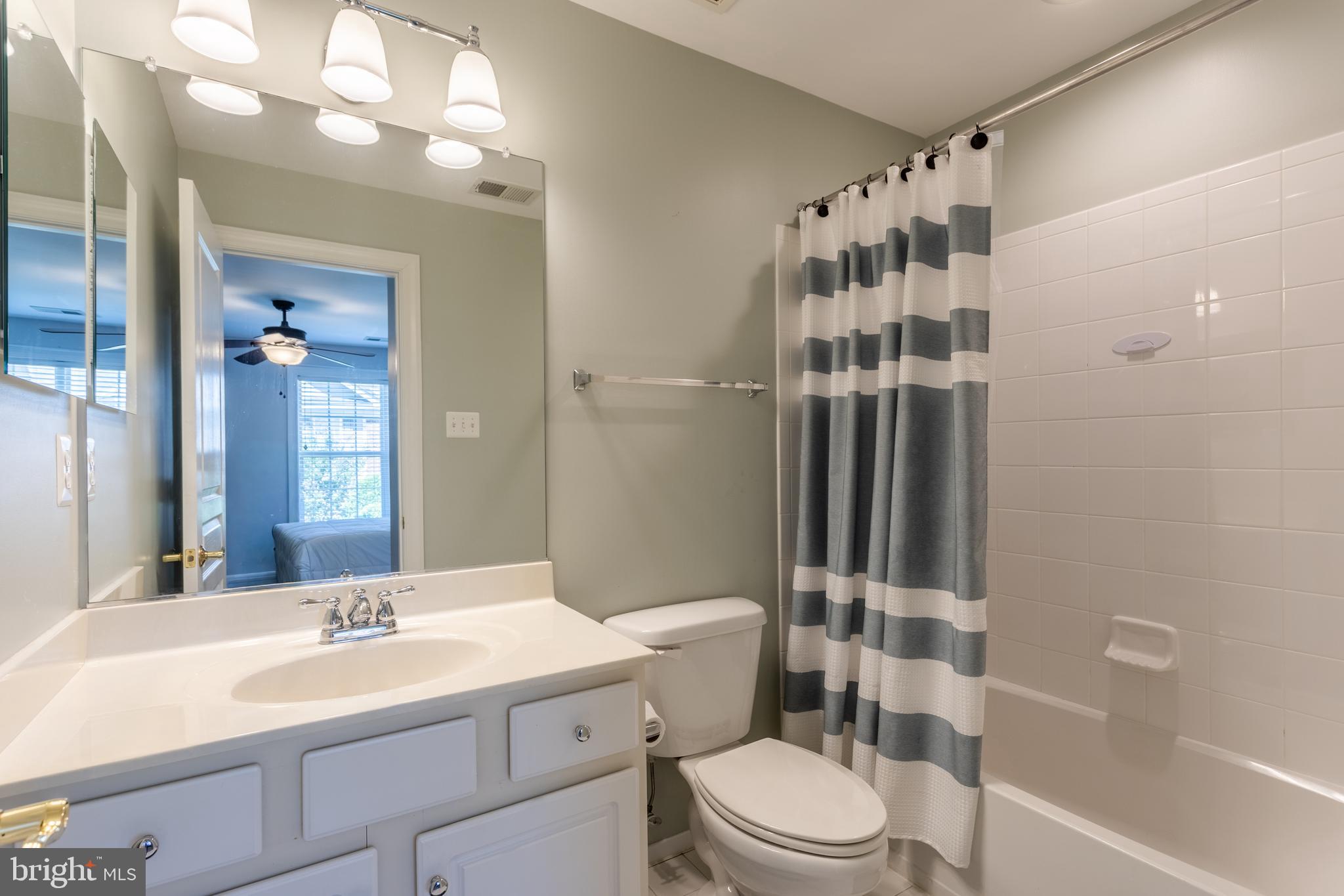 PERRY HALL MEADOWS - Residential