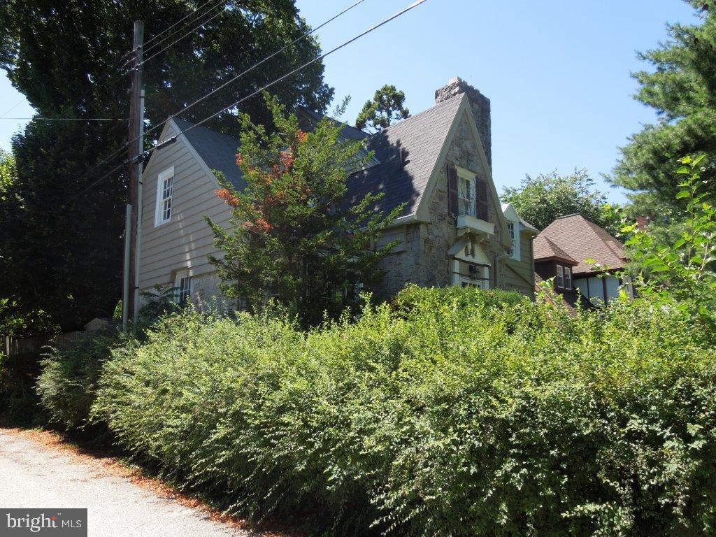 ELMWOOD - Residential