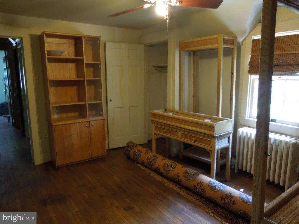 ELMWOOD - Residential