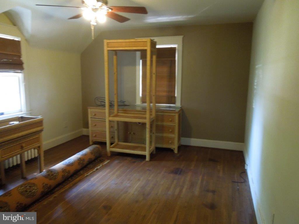 ELMWOOD - Residential