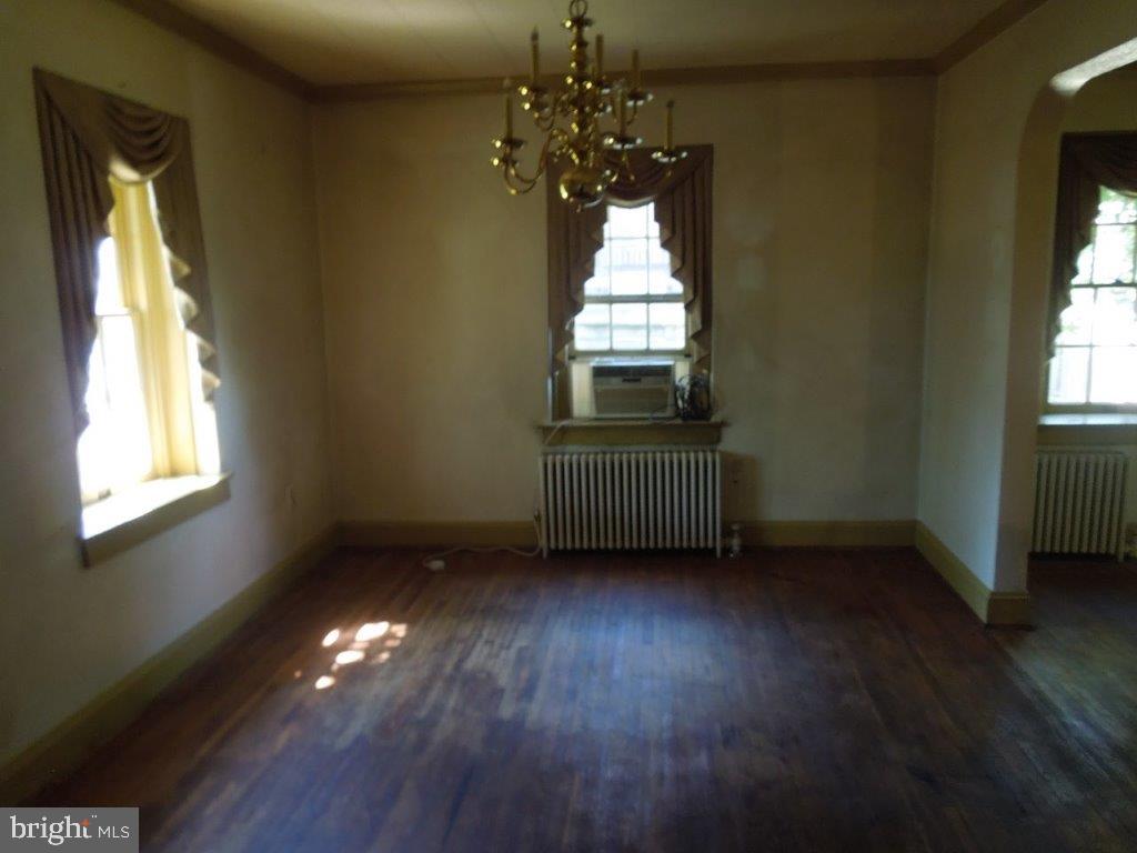 ELMWOOD - Residential