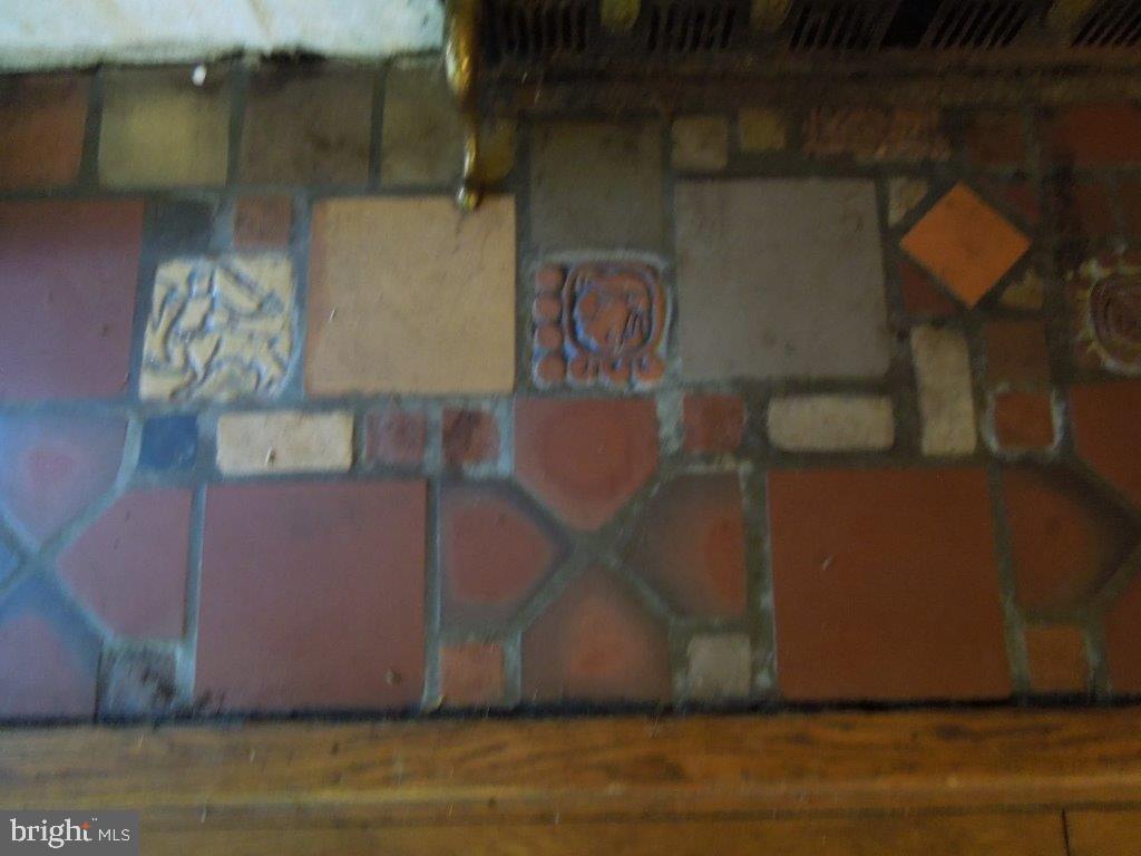 ELMWOOD - Residential