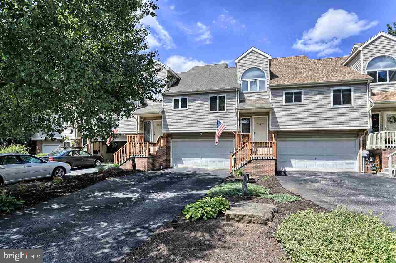 WOODLAND VIEW - Residential