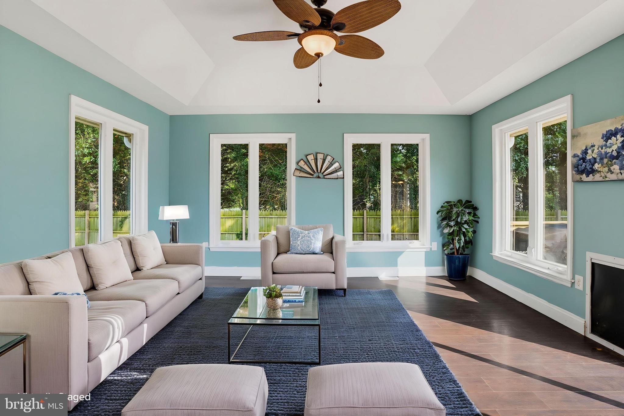 SCOTCH POINT - Residential