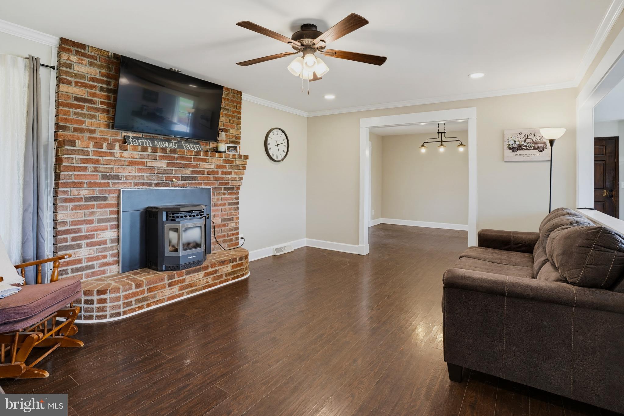SCOTCH POINT - Residential