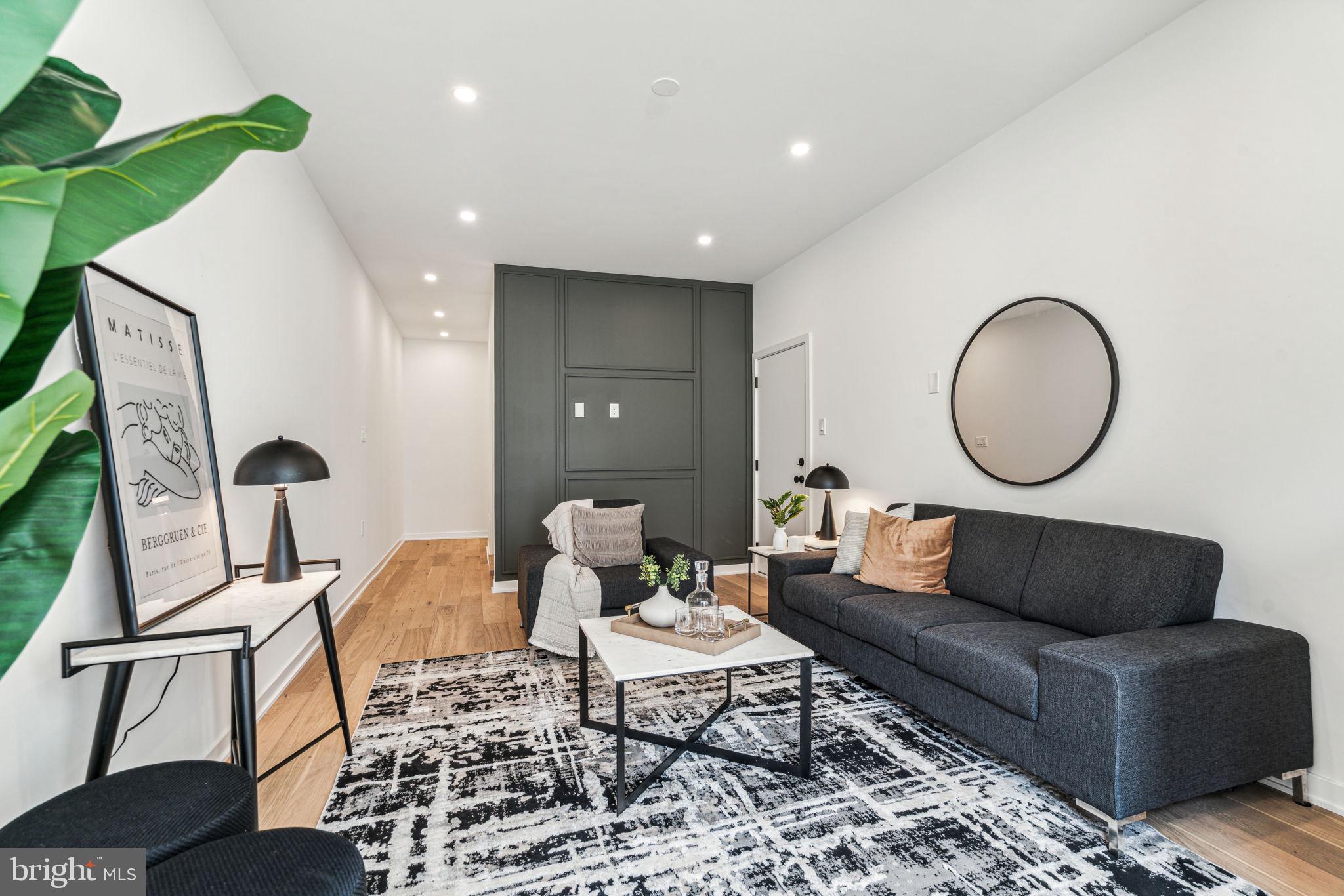 FAIRMOUNT - Residential