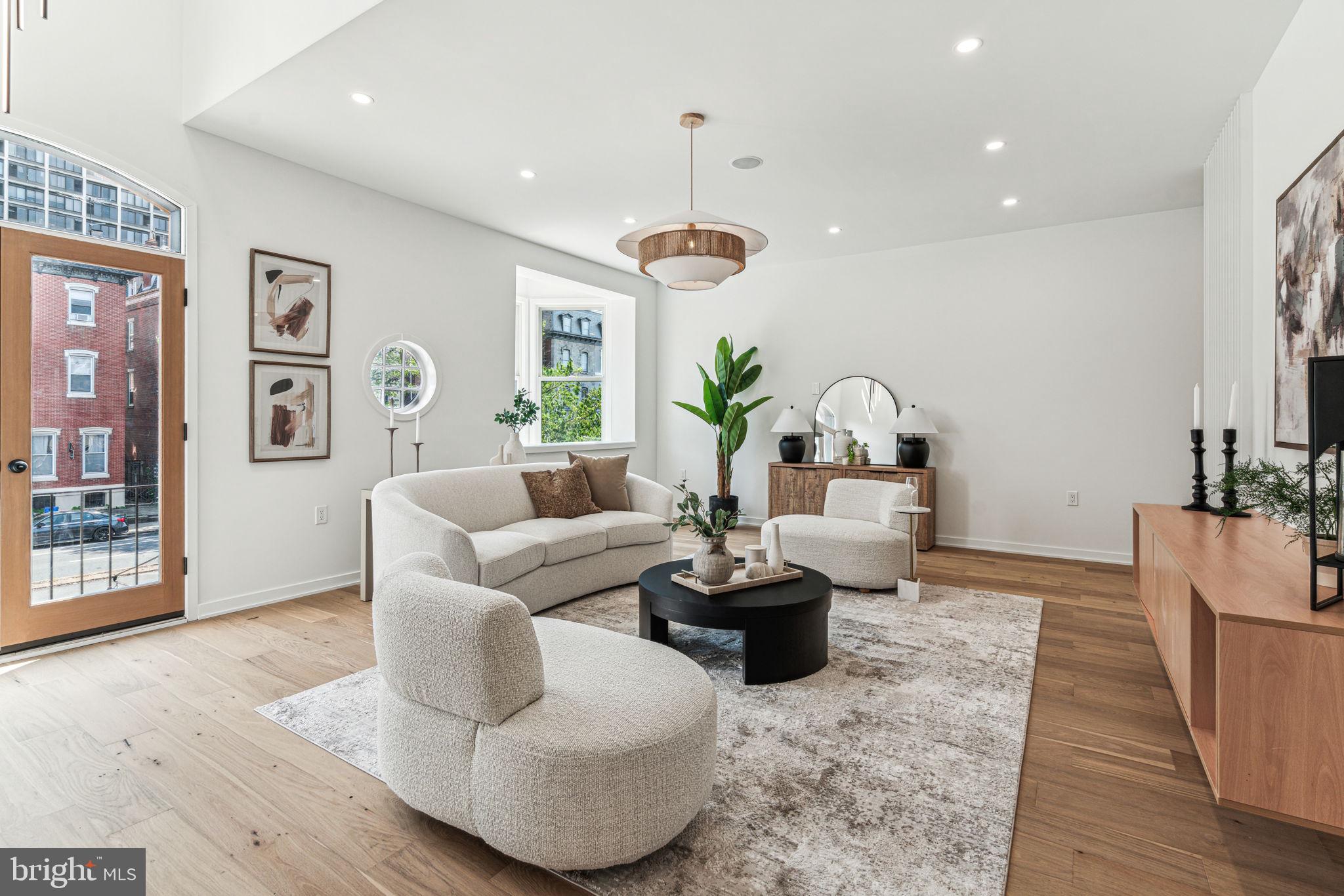 FAIRMOUNT - Residential