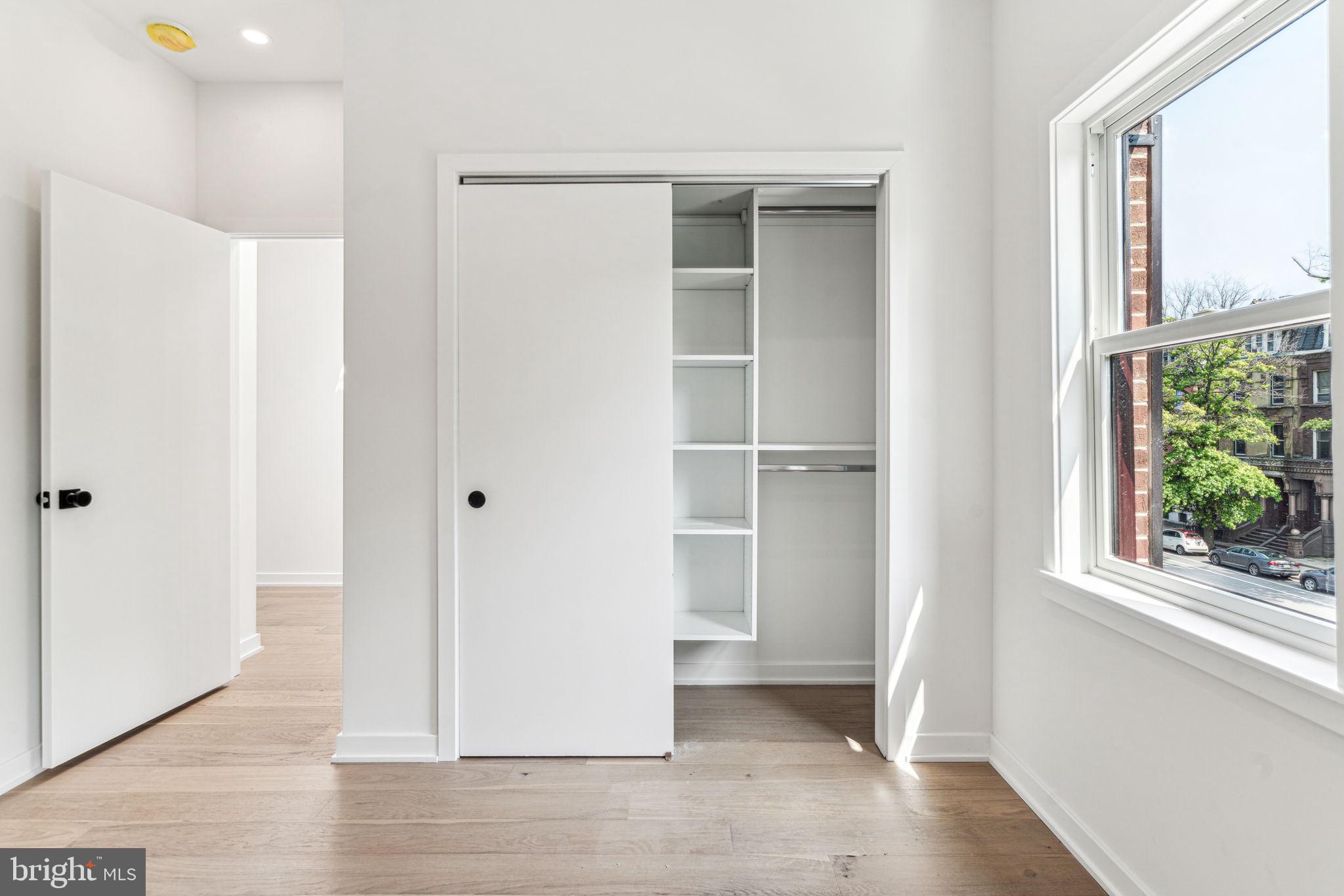 FAIRMOUNT - Residential