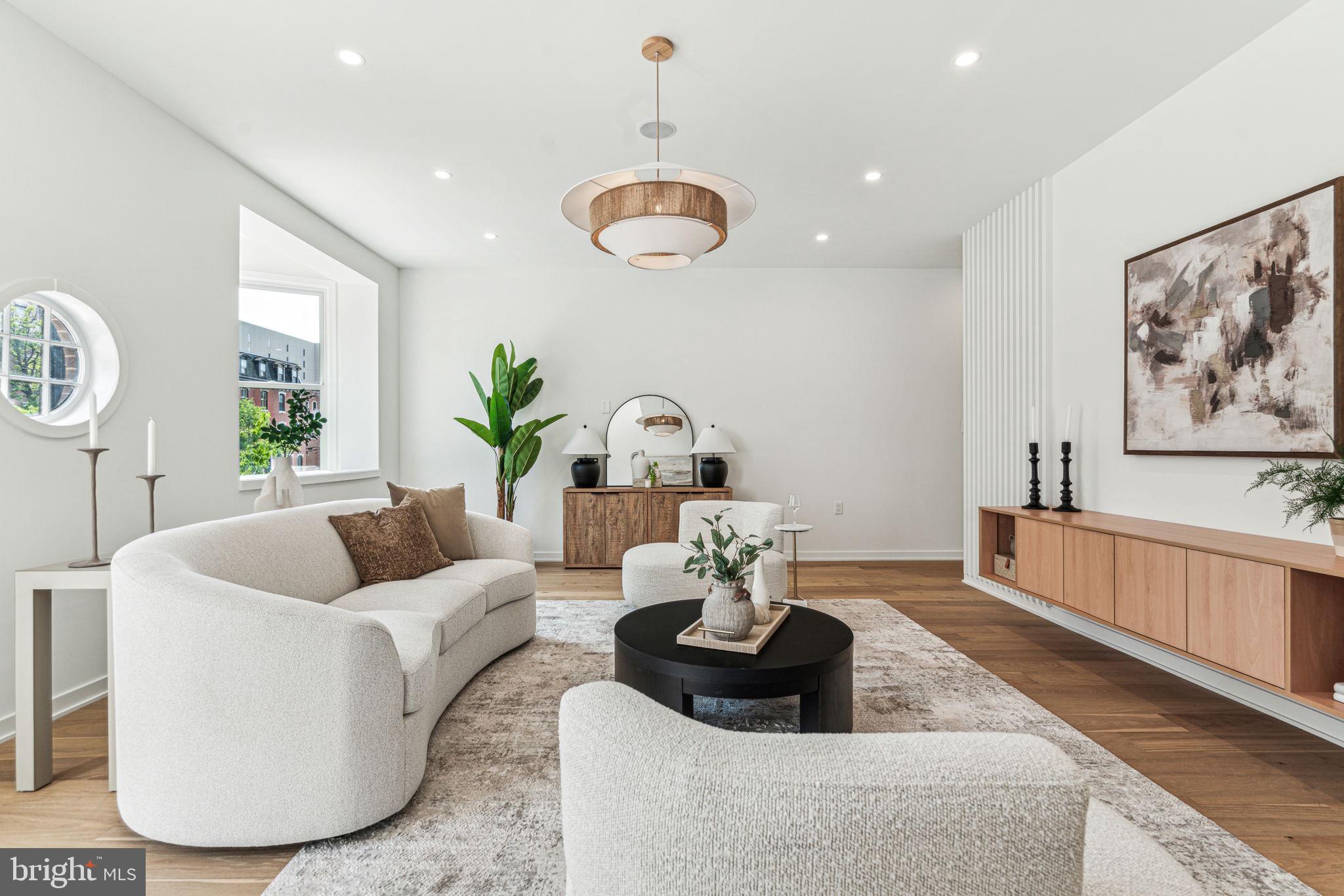 FAIRMOUNT - Residential