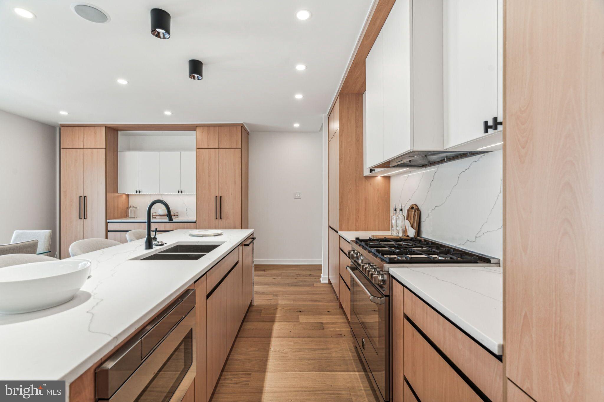FAIRMOUNT - Residential