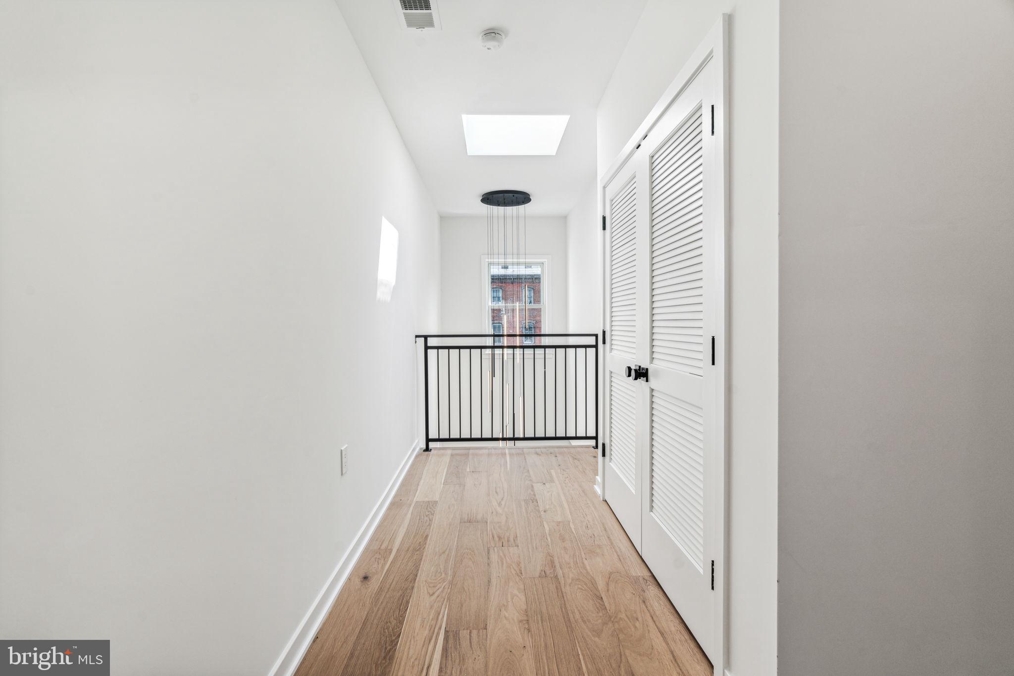 FAIRMOUNT - Residential