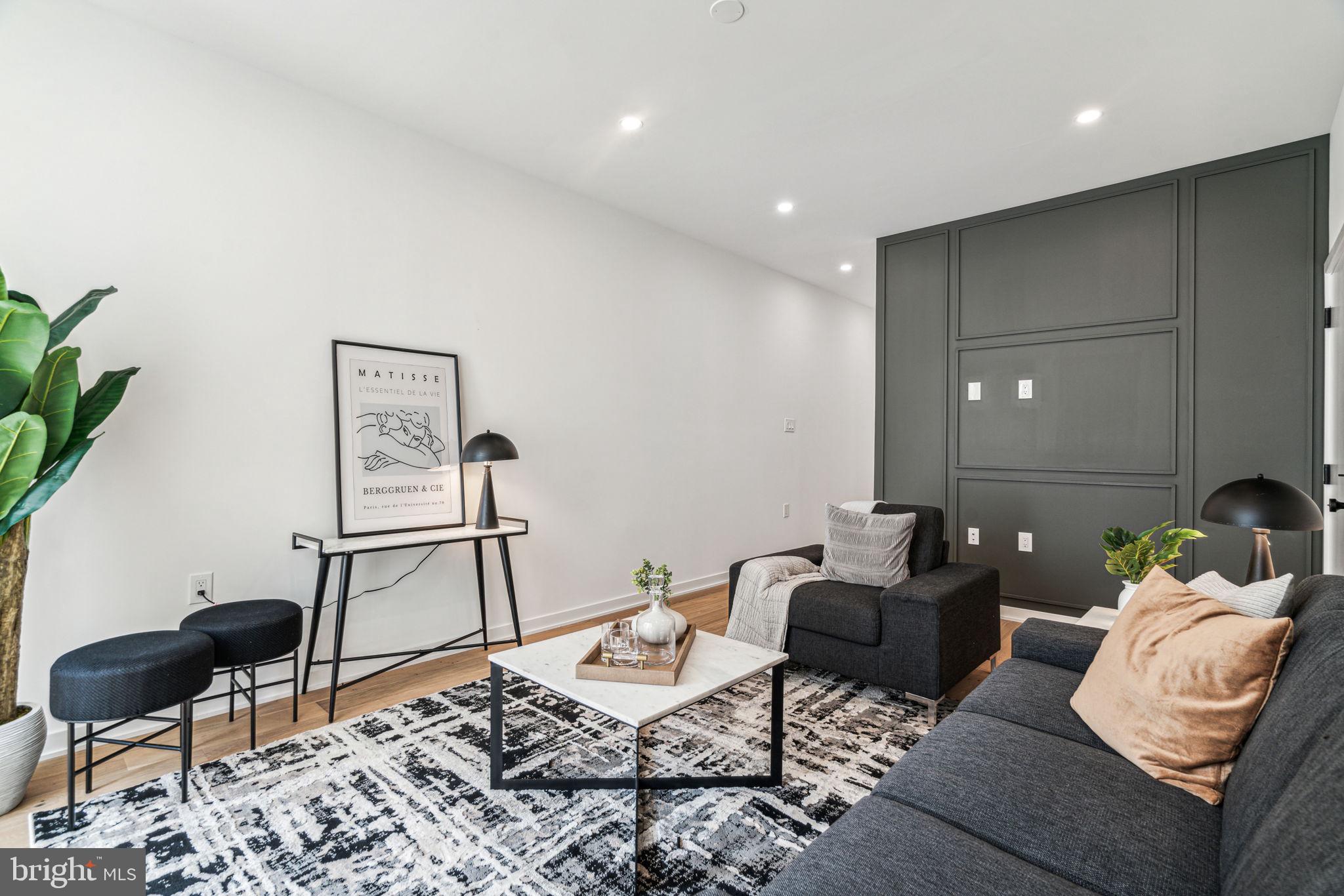 FAIRMOUNT - Residential