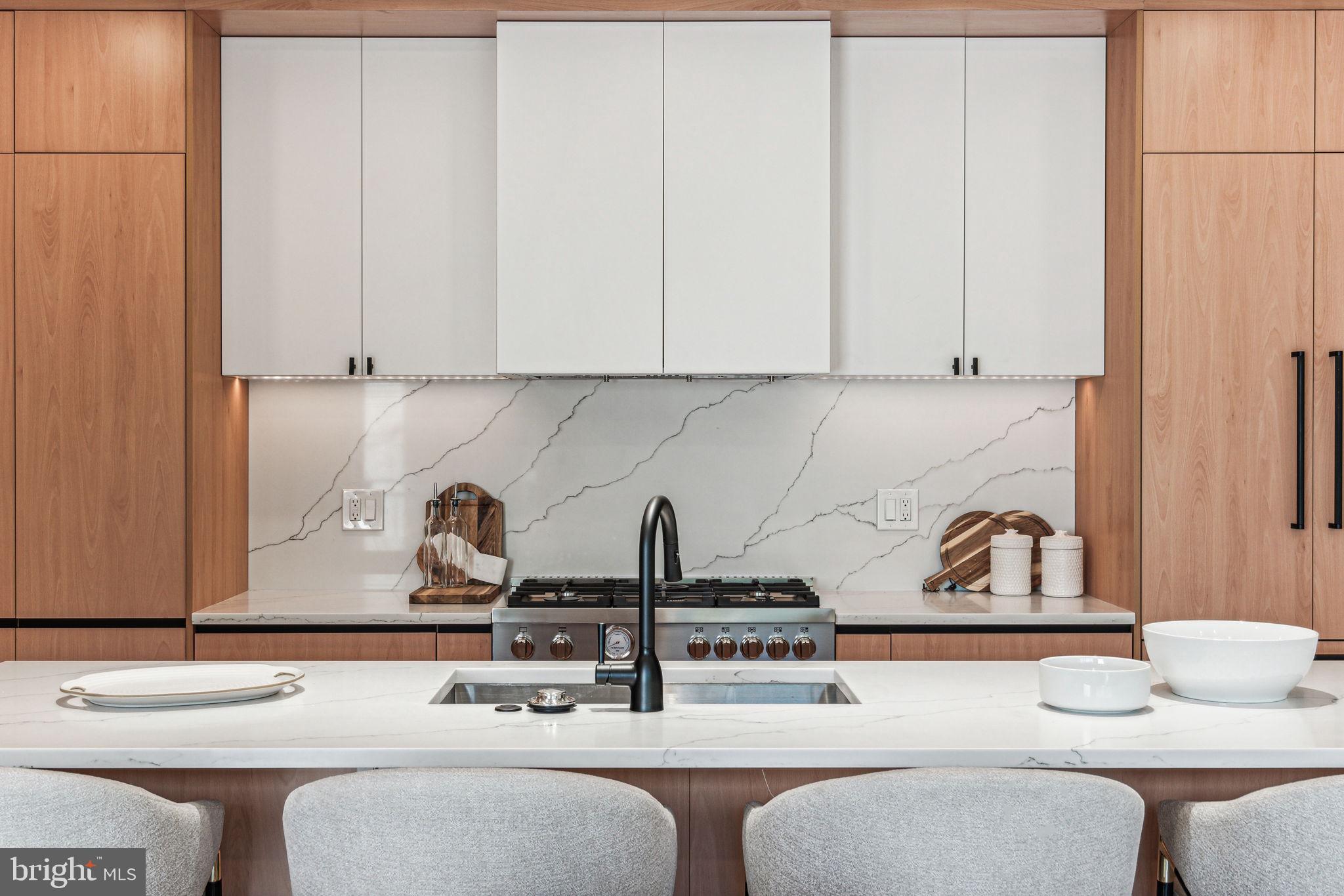 FAIRMOUNT - Residential