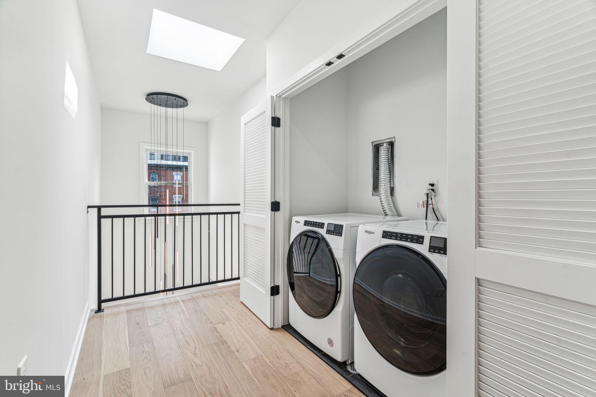 FAIRMOUNT - Residential