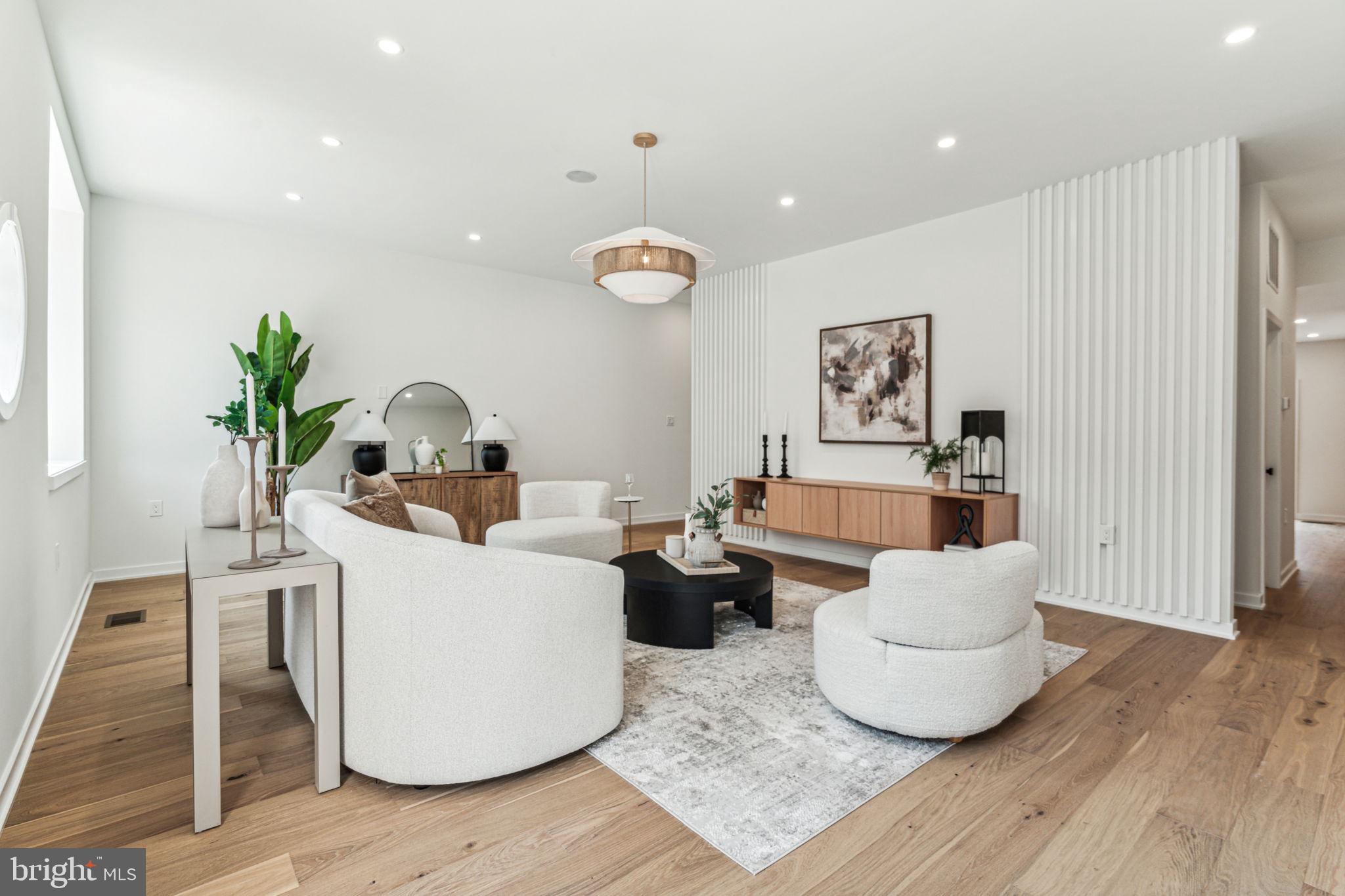 FAIRMOUNT - Residential