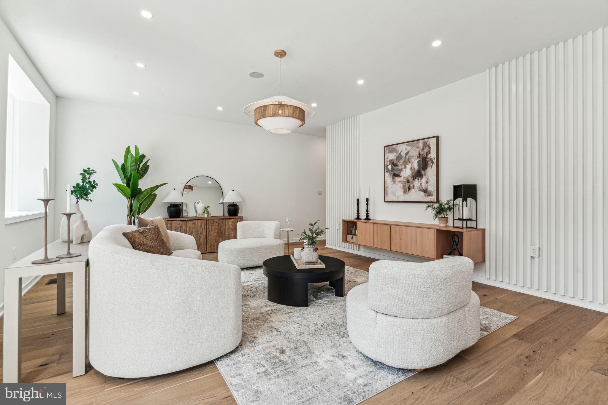 FAIRMOUNT - Residential