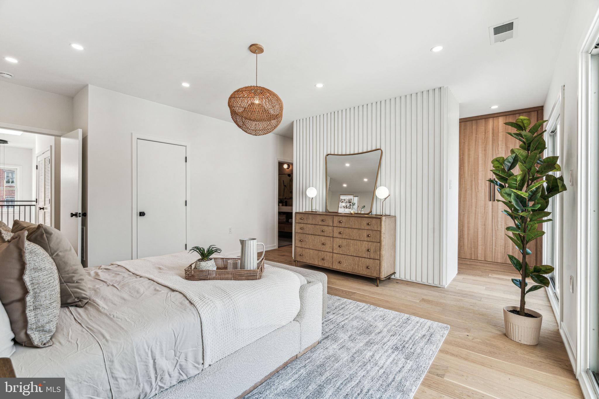 FAIRMOUNT - Residential