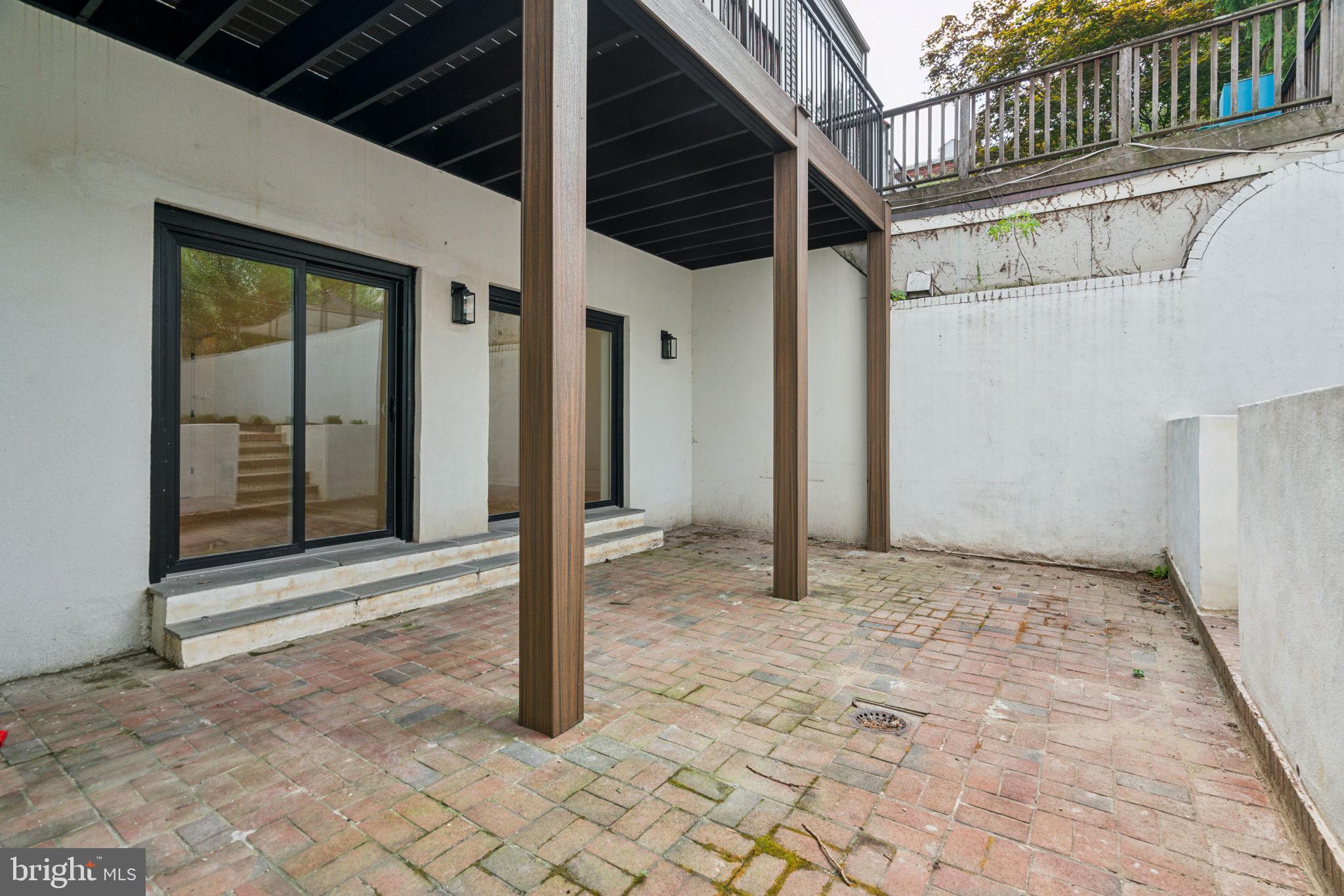 FAIRMOUNT - Residential