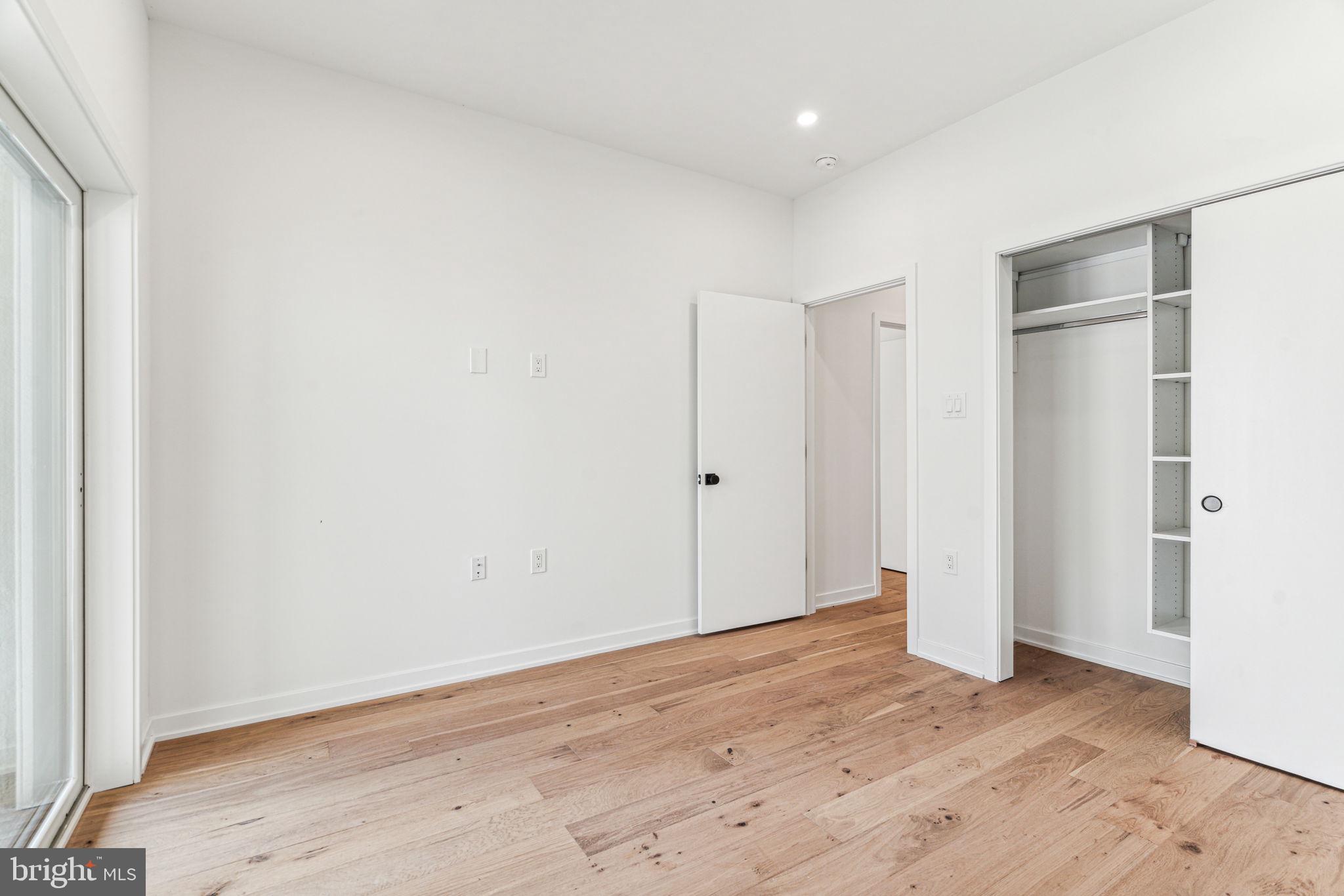 FAIRMOUNT - Residential