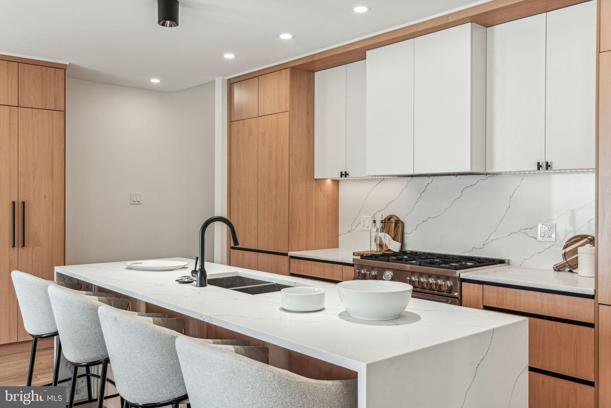FAIRMOUNT - Residential