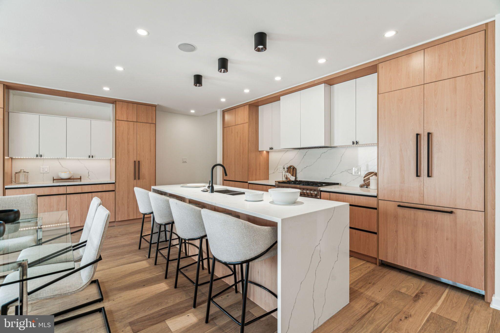 FAIRMOUNT - Residential