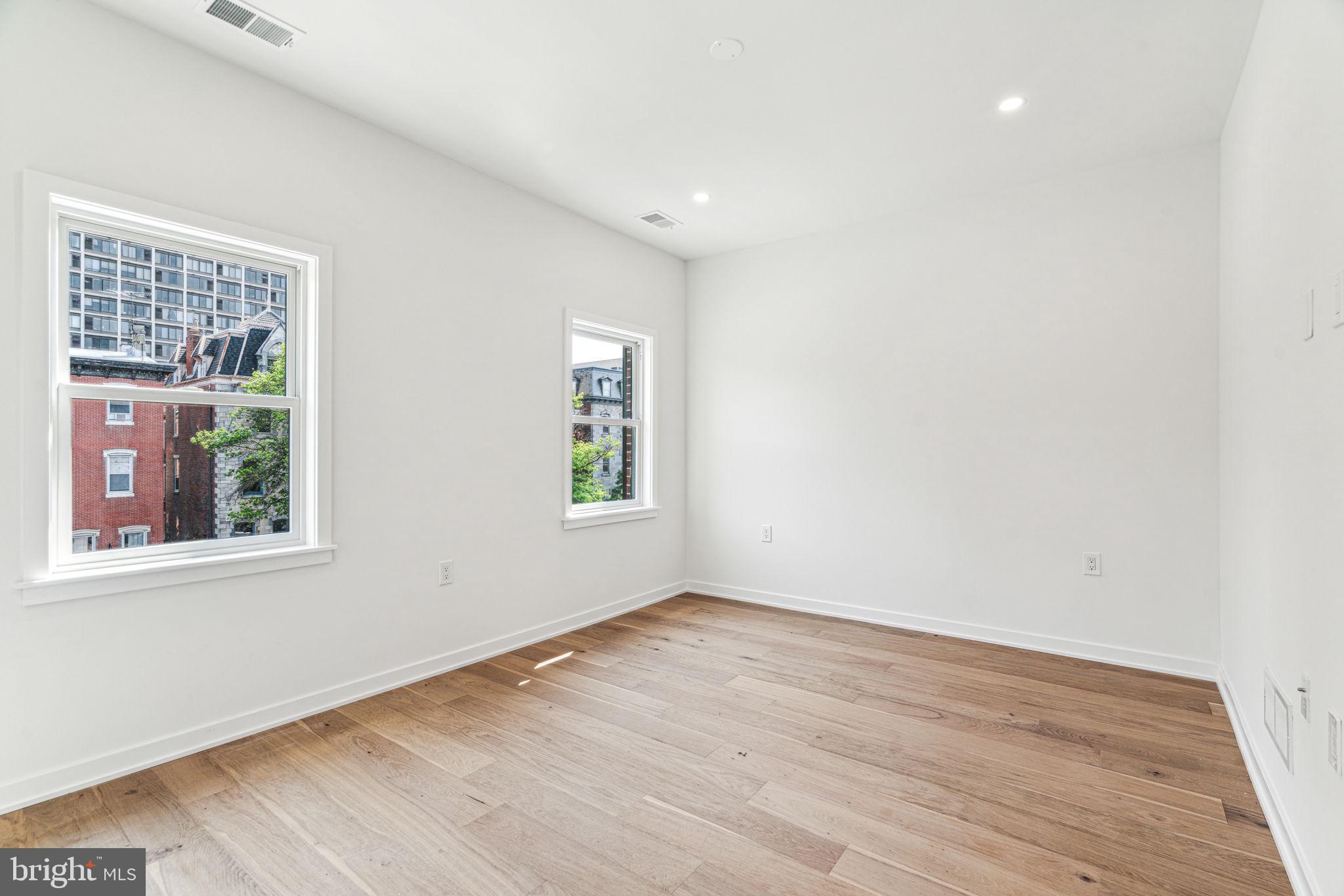 FAIRMOUNT - Residential