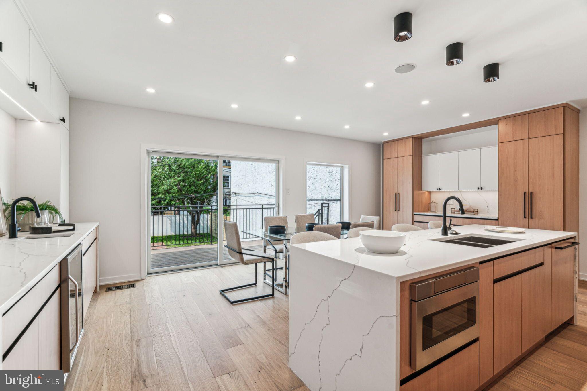 FAIRMOUNT - Residential