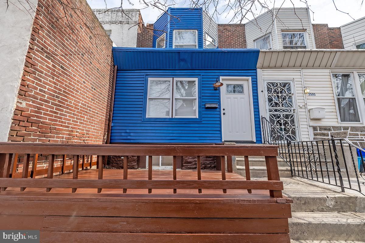 PHILADELPHIA (SOUTHWEST) - Residential
