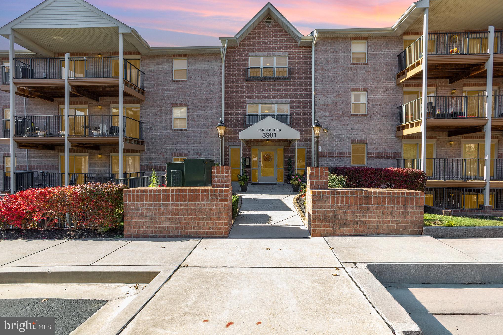 PERRY BROOK CONDOMINIUMS - Residential