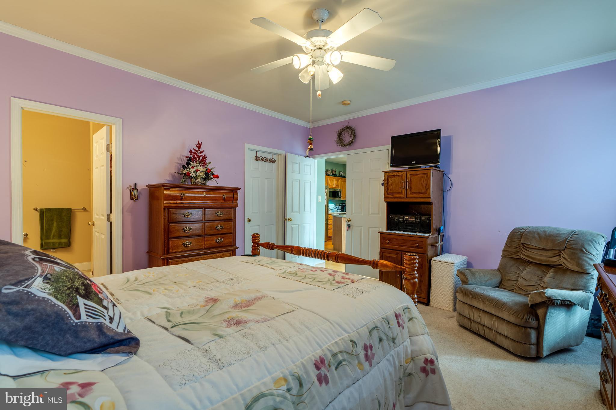 THOMAS GARDENS - Residential
