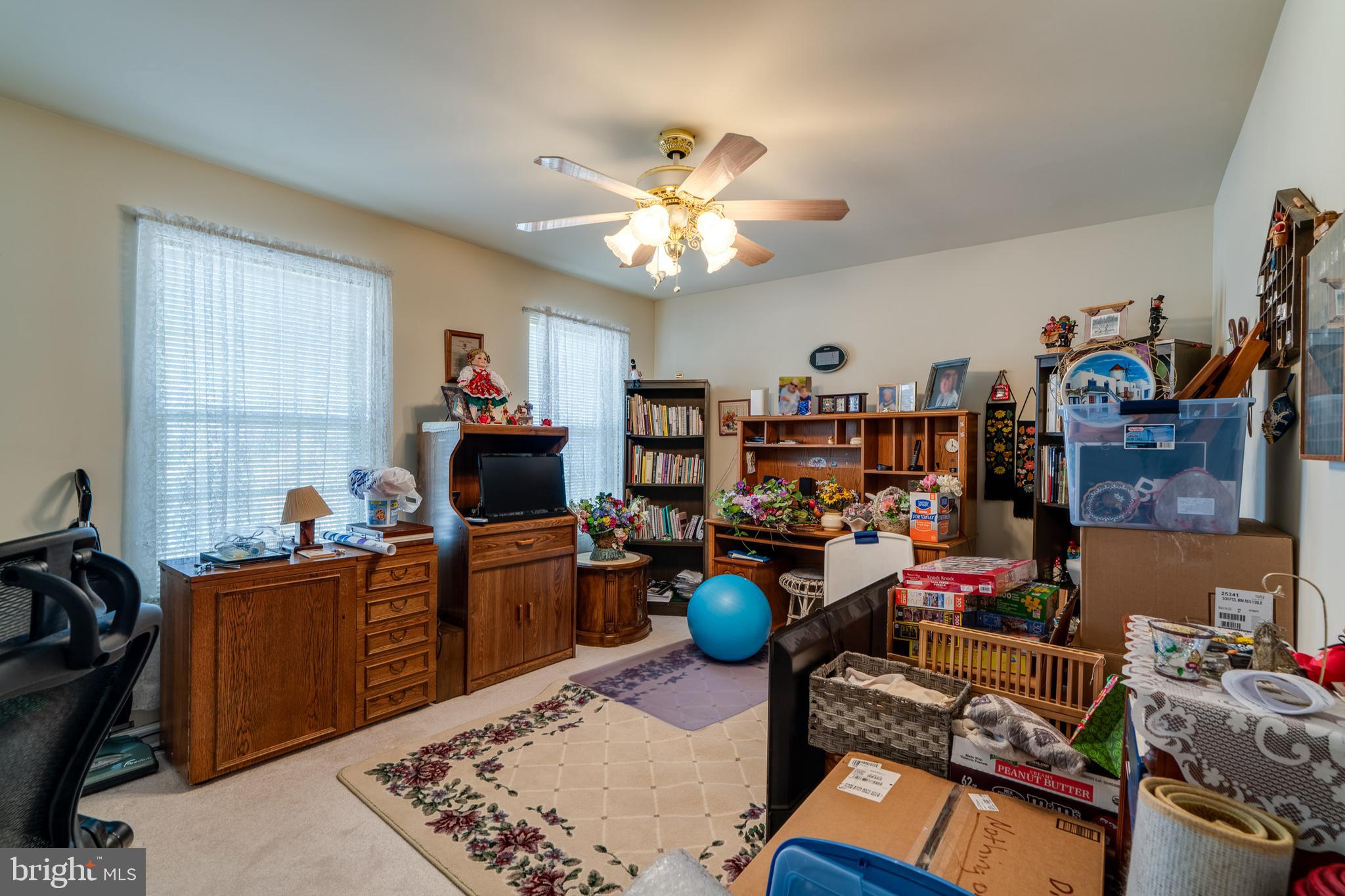 THOMAS GARDENS - Residential