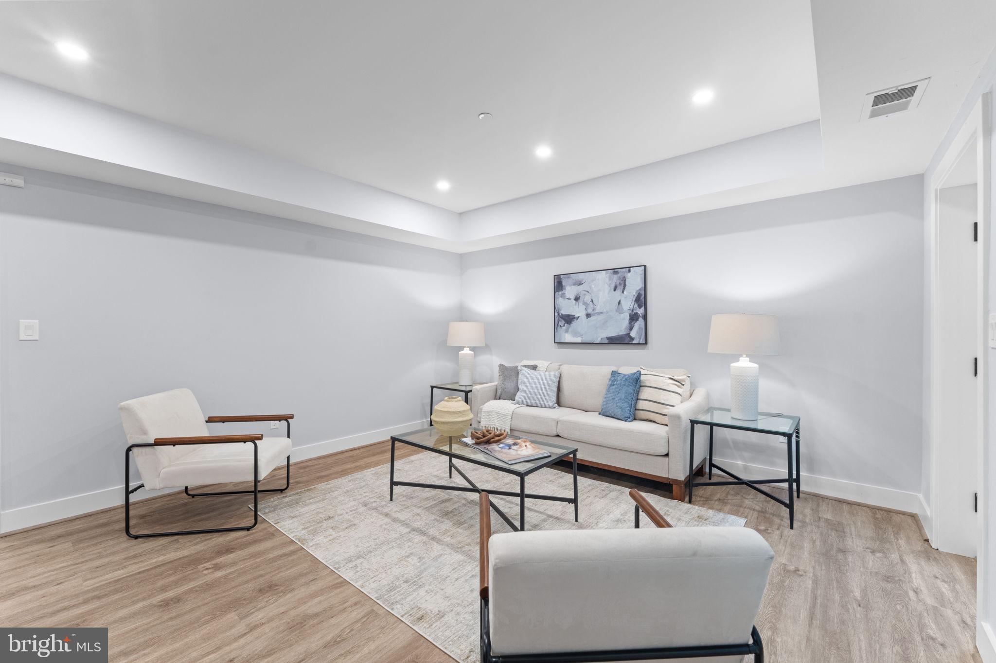 WEST BETHESDA PARK - Residential