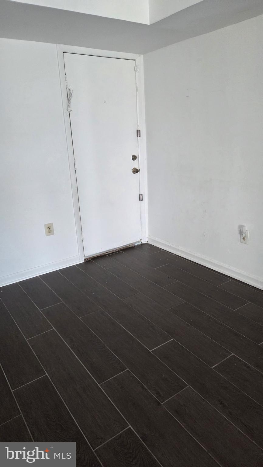 HOLLY HILL CONDOMINIUMS - Residential
