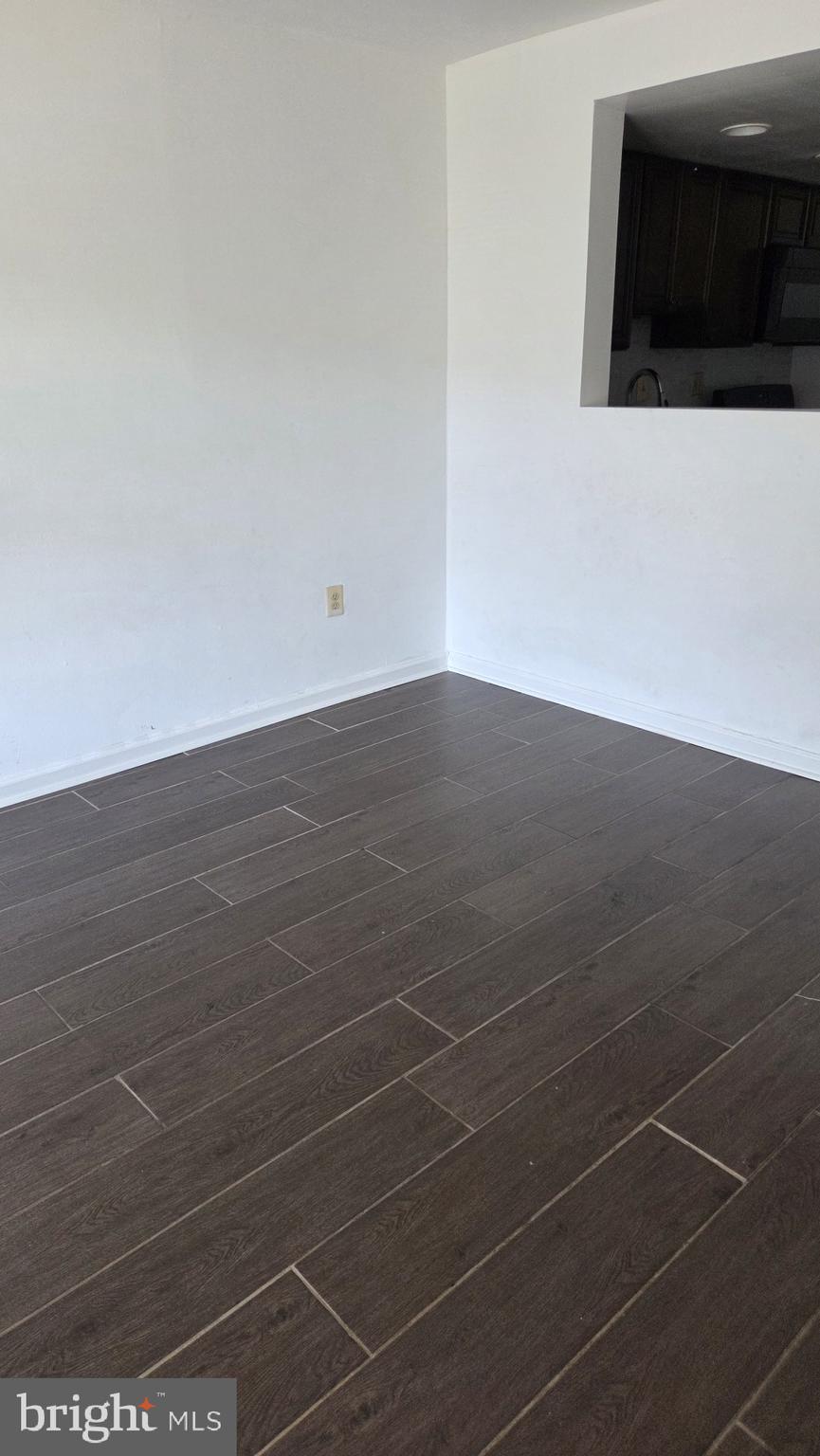 HOLLY HILL CONDOMINIUMS - Residential