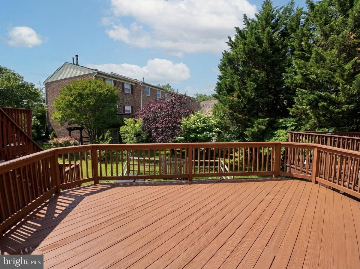 HINES ESTATES - Residential