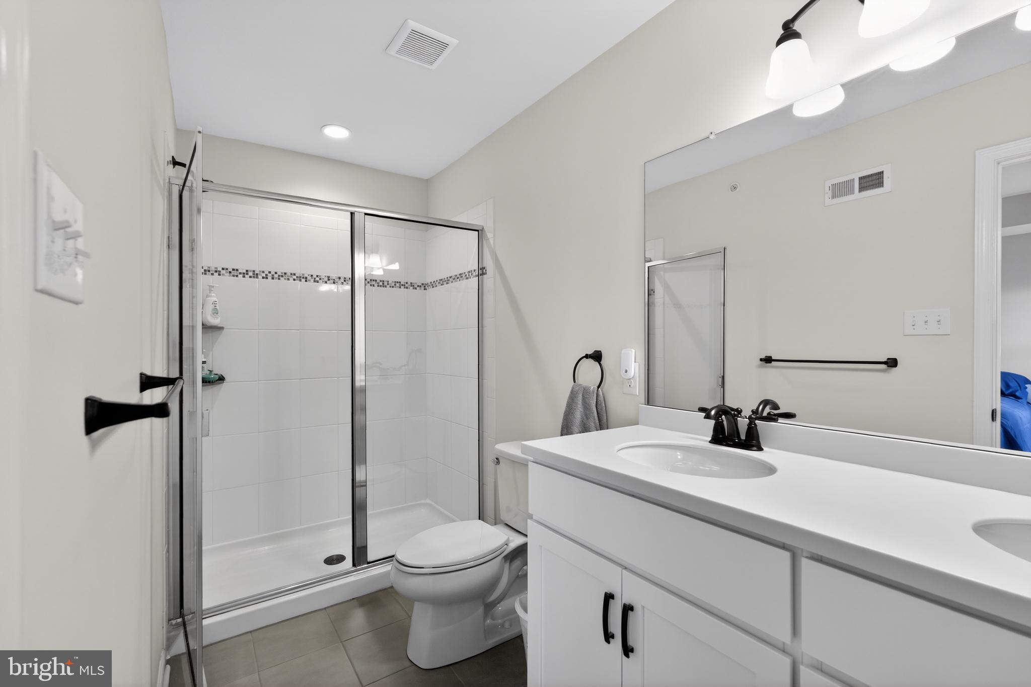 ENCLAVE AT RIDGEWOOD - Residential