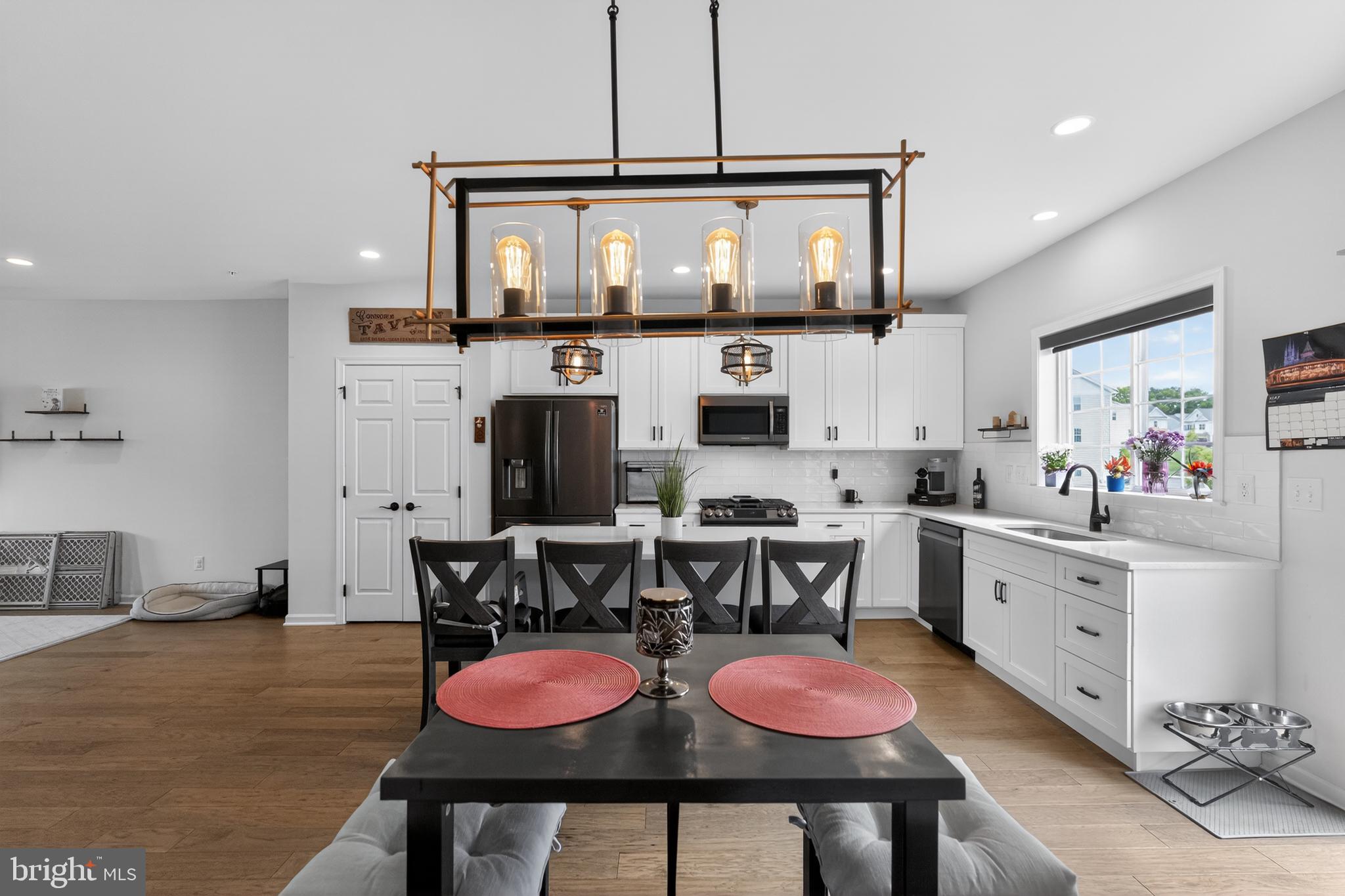 ENCLAVE AT RIDGEWOOD - Residential