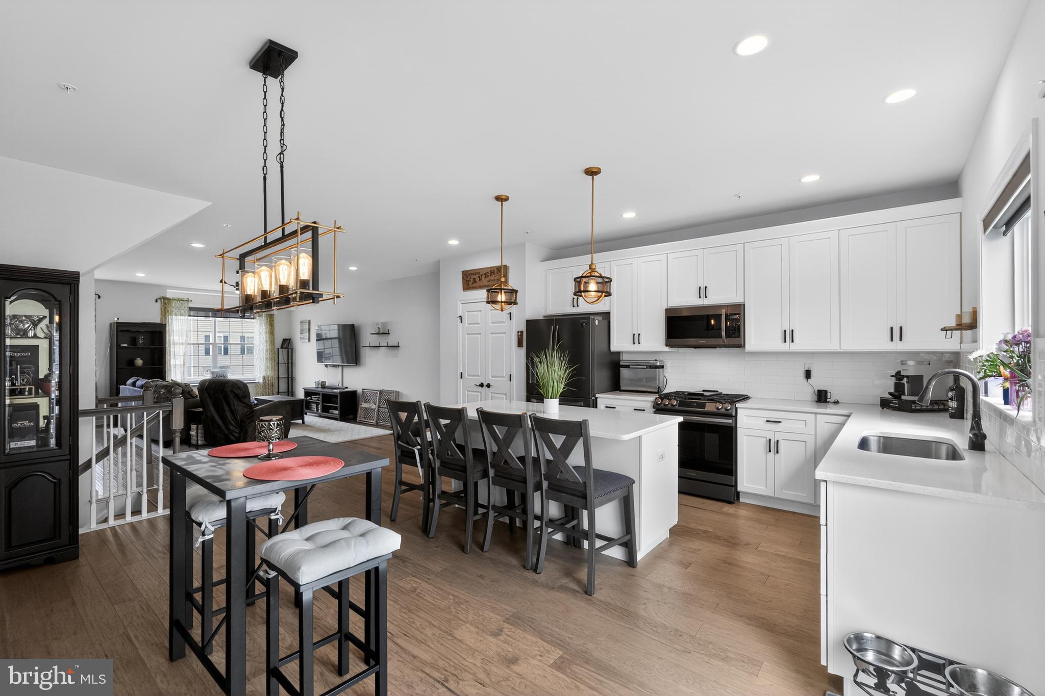 ENCLAVE AT RIDGEWOOD - Residential